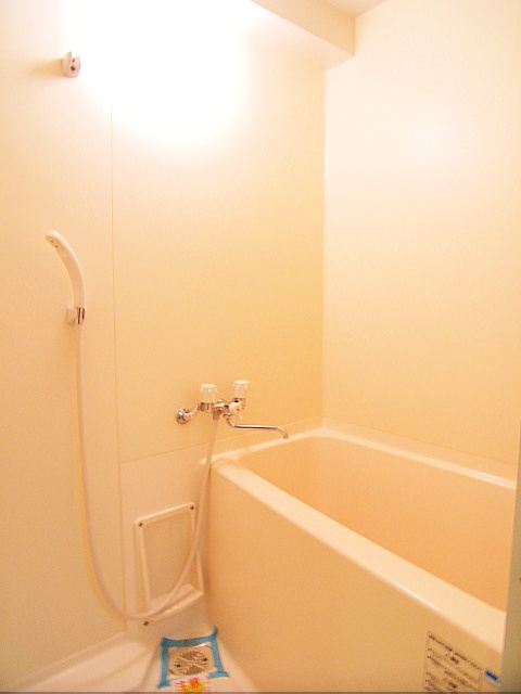 バス・シャワールーム　※写真と異なる場合現状優先。