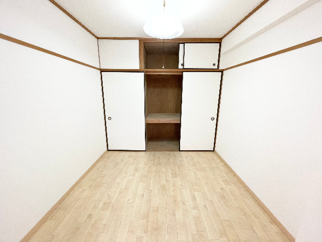 収納　※室内写真は別室サンプル写真。