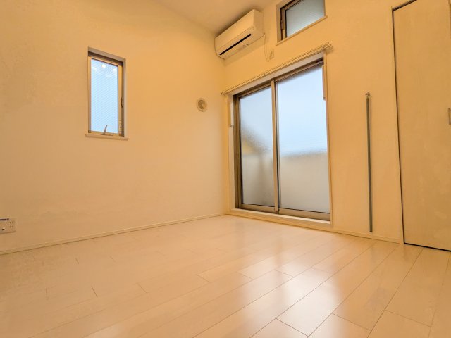 居室・リビング　201号室