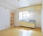 居室・リビング　広々とした室内です。