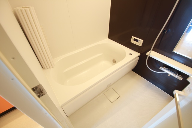 バス・シャワールーム　※別室の参考写真の為、現況優先です。