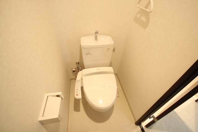 トイレ　別号室の写真です