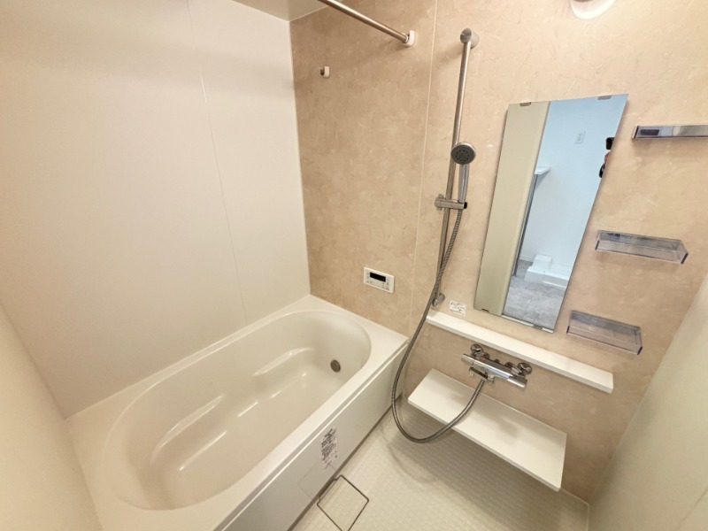 バス・シャワールーム　別号室イメージ