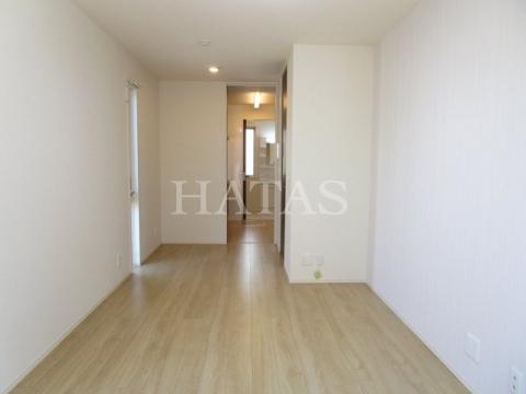 居室・リビング　同物件別部屋です