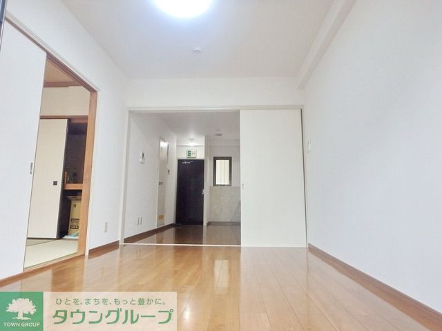 その他部屋・スペース　★仕切れる6帖の居室★