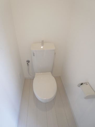 トイレ　※別部屋参考写真