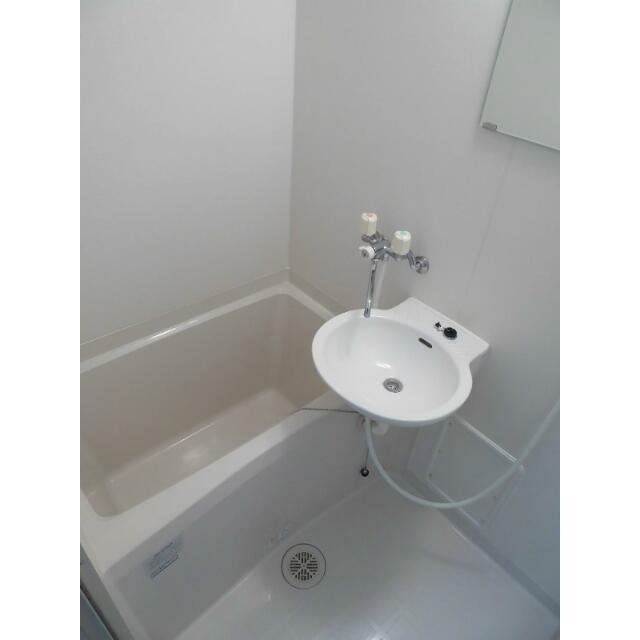 バス・シャワールーム　一日の疲れはお風呂に入ってリフレッシュ！