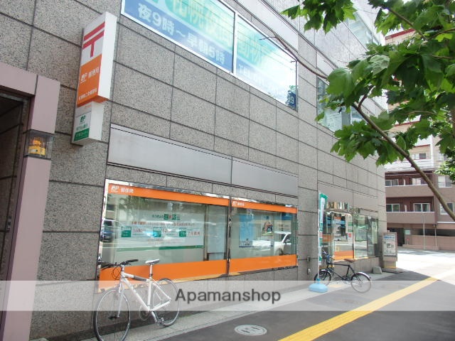 郵便局　札幌南二条郵便局（郵便局）まで165m