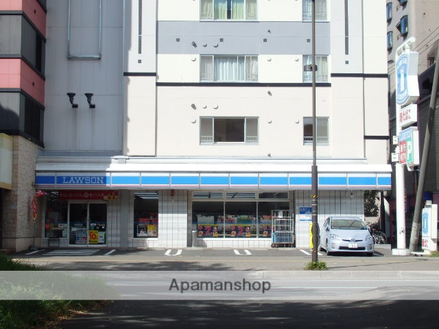 コンビニ　ローソン（コンビニ）まで310m