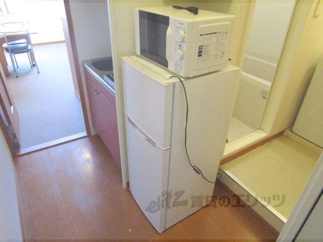 その他部屋・スペース　冷蔵庫と電子レンジ