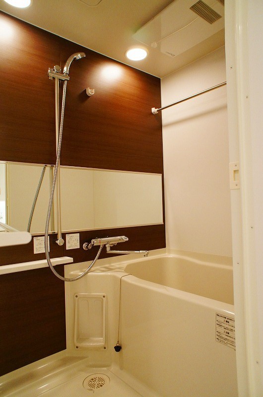 バス・シャワールーム　日々の暮らしに欠かせないお風呂です