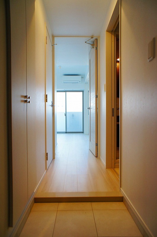 玄関　収納もある玄関です