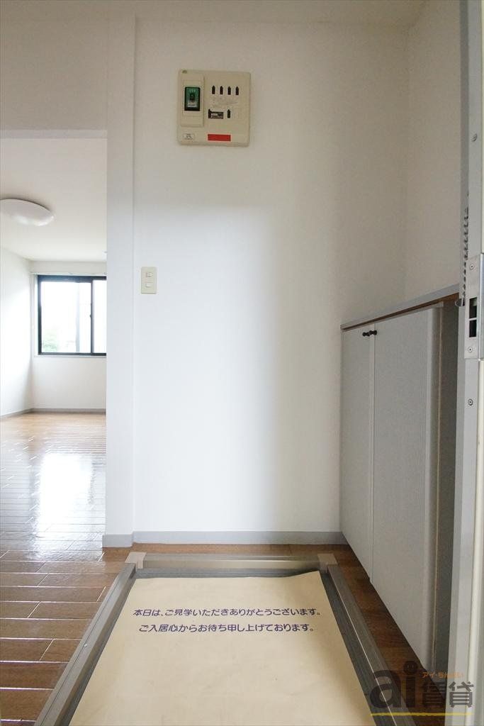 玄関　※写真同仕様※