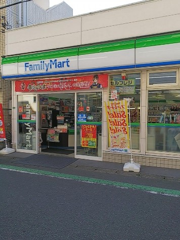 コンビニ　ファミリーマート 下総中山駅南口店（コンビニ）まで387m