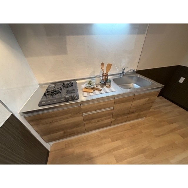 キッチン　モデルルーム設置