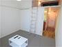 居室・リビング　家具家電が備え付けのお部屋です