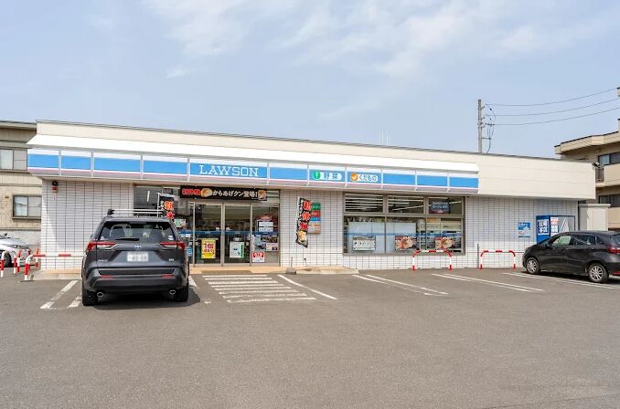コンビニ　ローソン札幌大谷地西五丁目店（コンビニ）まで388m