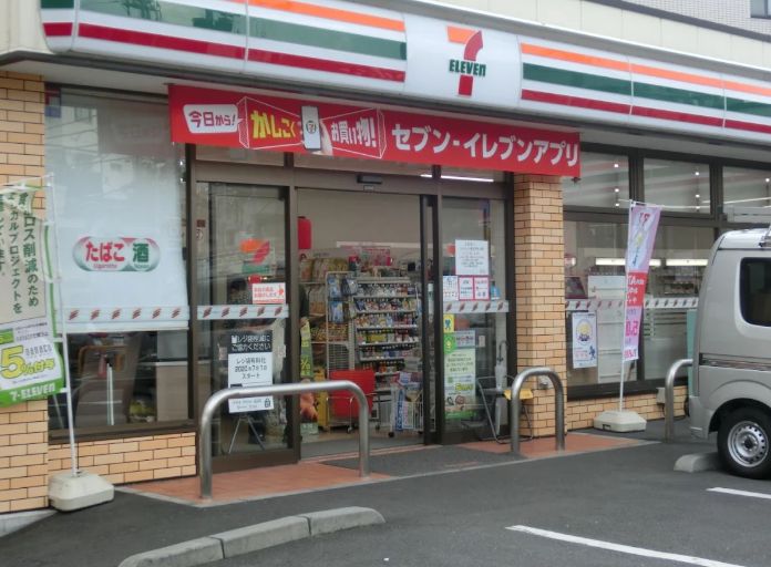 コンビニ　セブンイレブン江東平野2丁目店（コンビニ）まで209m