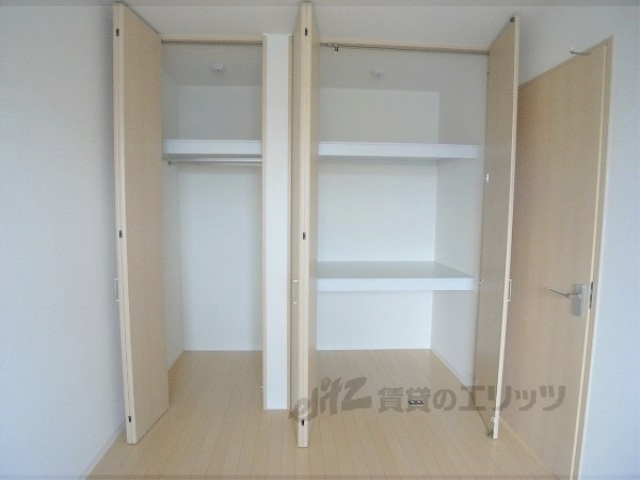 収納　クローゼット