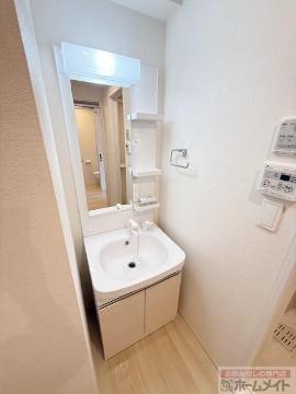 洗面設備　洗髪洗面化粧台