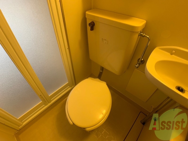 トイレ　こちらはトイレです。清潔感があり、安心して使用できます。