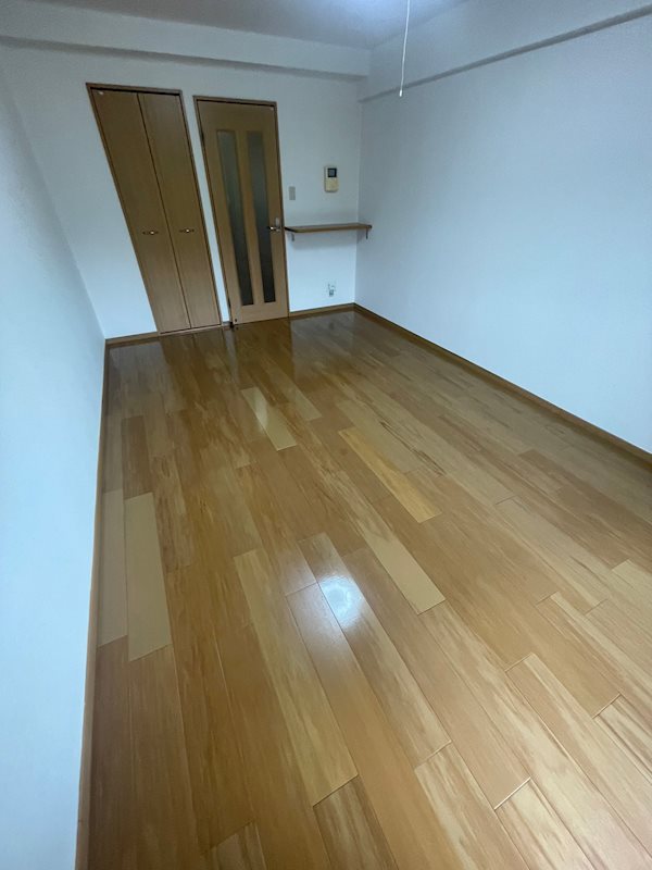 その他部屋・スペース　広くて明るい寝室