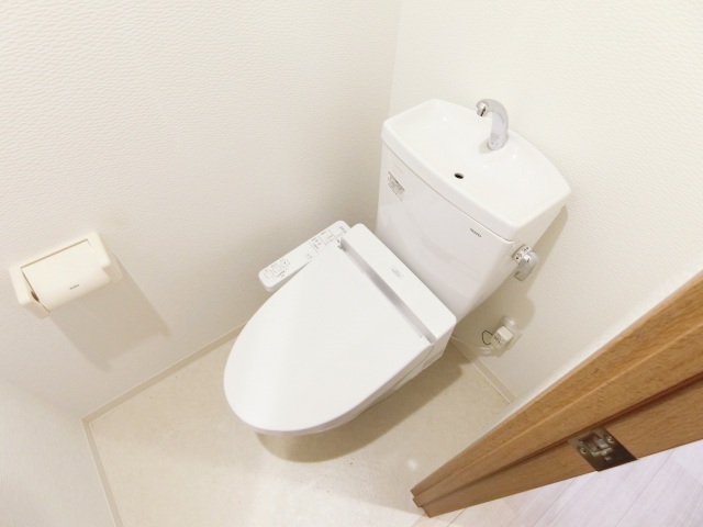 トイレ　ウォシュレット
