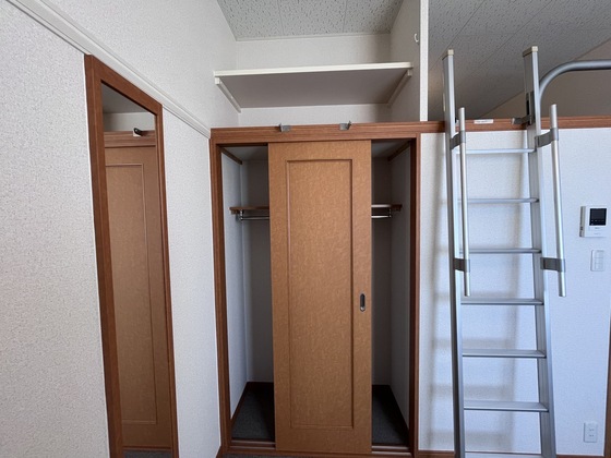 収納　※別部屋の写真です