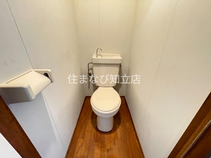 トイレ　別室同型写真