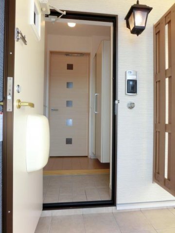 玄関　きれいな玄関です