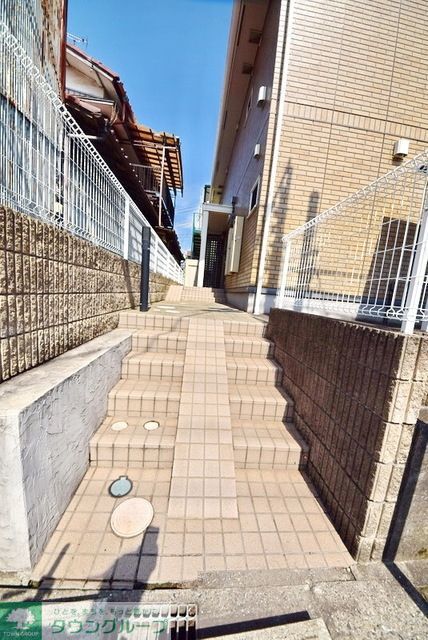 エントランス　お問合せは【タウンハウジング】まで！※現地待合わせ相談可！