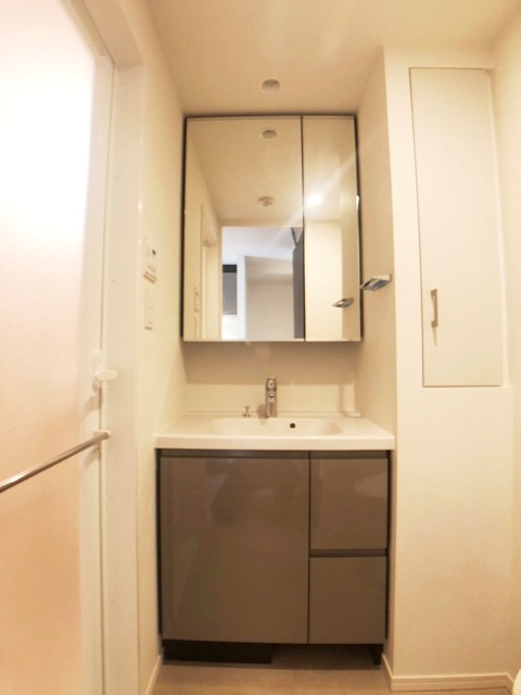 洗面設備　別部屋同仕様