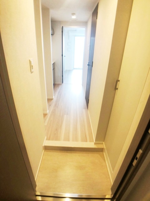 玄関　別部屋同仕様