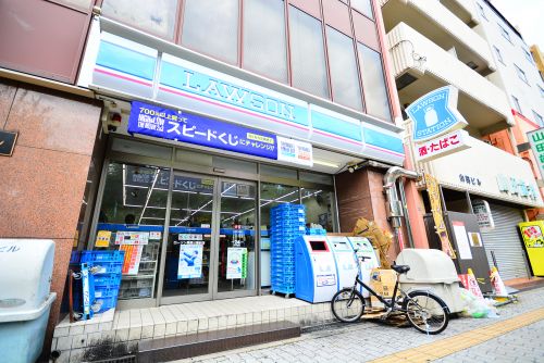 コンビニ　ローソン 長居公園前店（コンビニ）まで556m