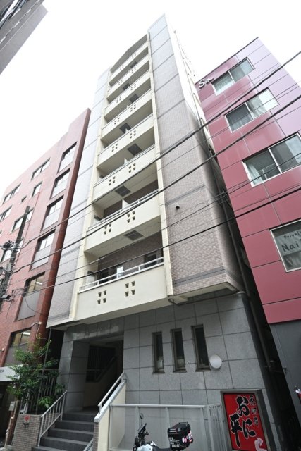 建物外観　落ち着いた雰囲気の外観です