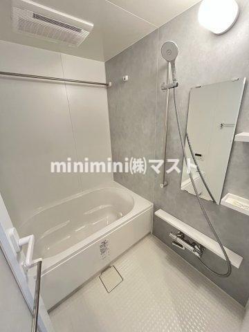 バス・シャワールーム　※同マンション別間取り参考写真です