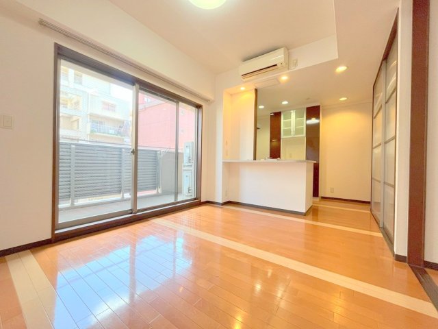 居室・リビング　CITY SPIRE桜川I