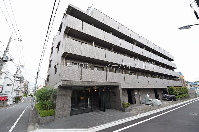 建物外観　「練馬」駅、徒歩１５分