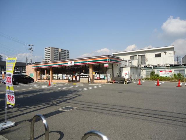 コンビニ　セブンイレブン大阪住之江3丁目店（コンビニ）まで152m