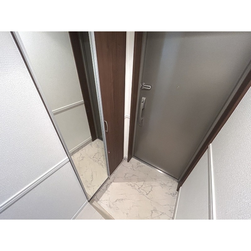 玄関　別号室