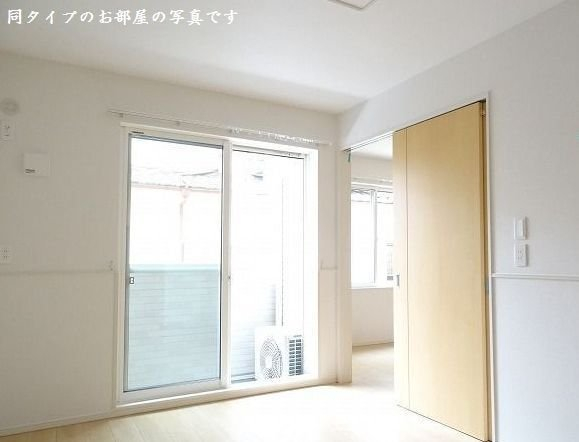 居室・リビング　きれいな洋室です