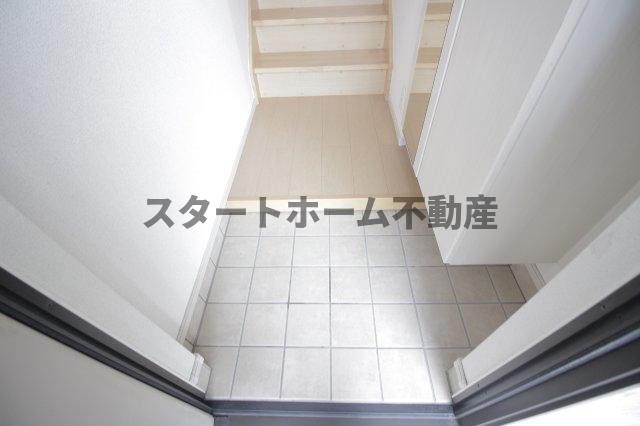 玄関　明るい玄関です