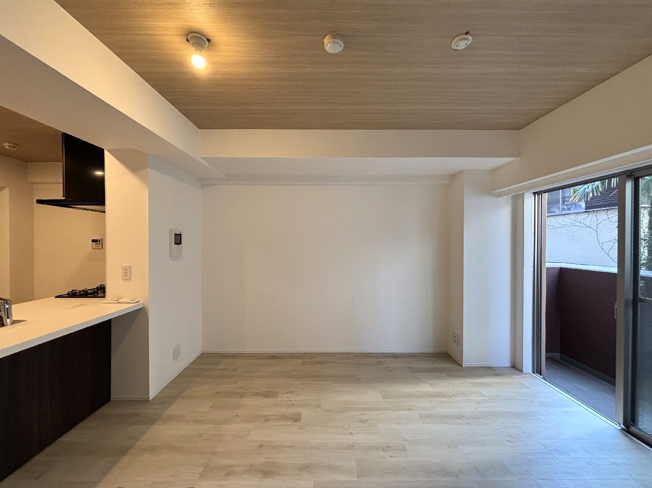 居室・リビング　※反転タイプのお部屋の写真を使用しています。