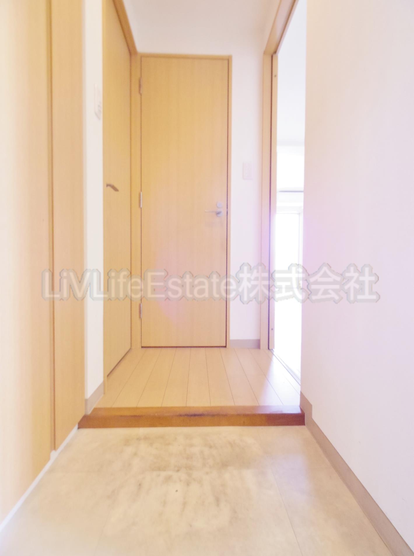 グランパルク小金井の玄関写真