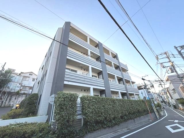 建物外観　落ち着いた雰囲気の外観です