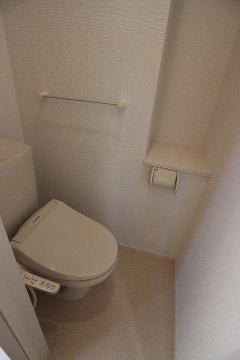 フィオーレ プリート IIIのトイレ写真