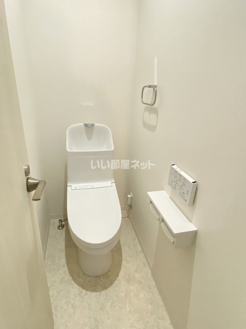 クリスタルハイツ土山のトイレ写真