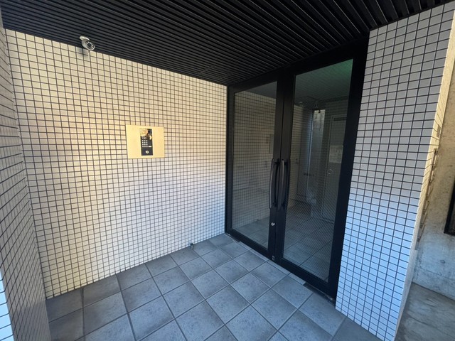 地下鉄御堂筋線 西田辺駅 徒歩5分 5階建 築29年の外観写真