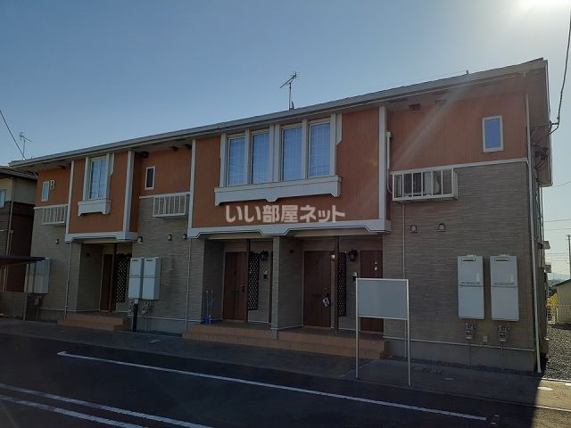 近鉄山田線 斎宮駅 バス乗車時間：7分 最寄りバス停で下車 徒歩9分 築12年