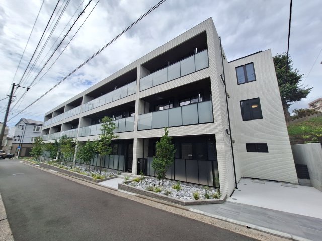 建物外観　シニア向け賃貸住宅ヘーベルVillage